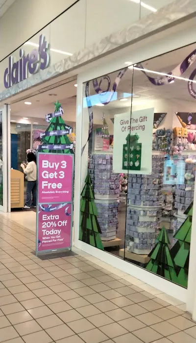 Claire's 2