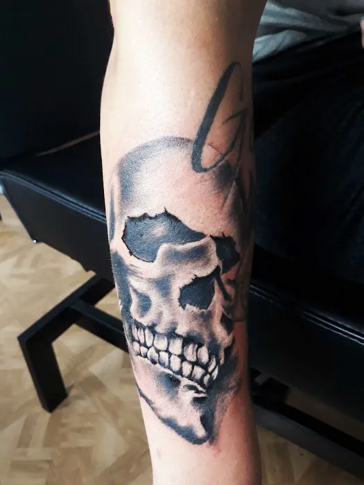 Ryker ink 8