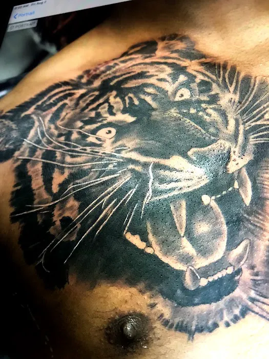 Real ink tattoos & Piercings2 4