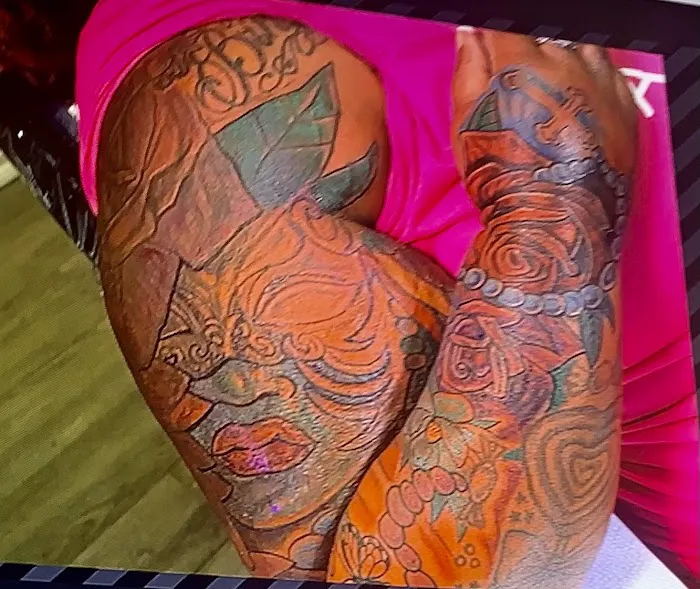 Crest coast tattoo & Art gallery 3