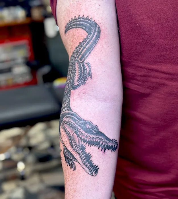 Downtown Tattoos and Piercing 9