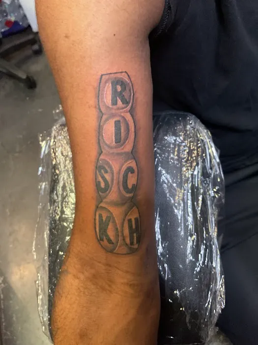 Needlemasters tattoo studio 5