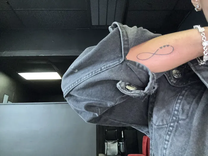 Needlemasters tattoo studio 1