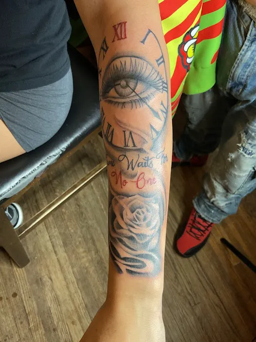 Needlemasters tattoo studio 2