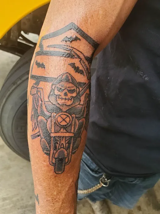 Hiram's Tattoo Collective 3