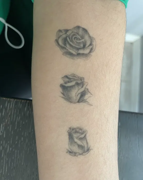Jonny Black Ink | Fine Line Tattoos 1