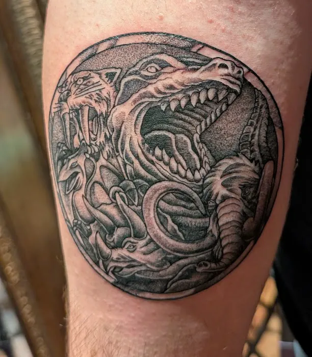 Golden Tarot Ink Club 4