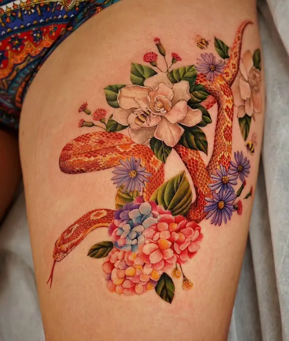Êm Tattoo Studio 8
