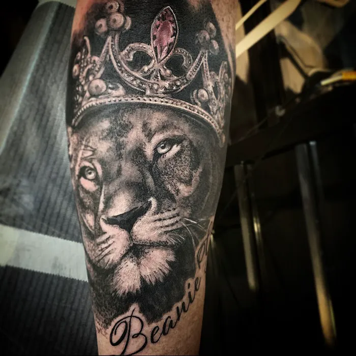 Stigma Tattoo Bar 8