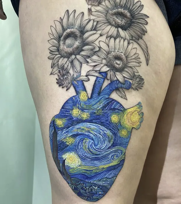 Full Circle Tattoo Collective 6