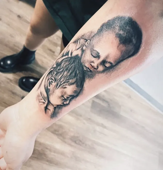 Envy Tattoo Bar 2