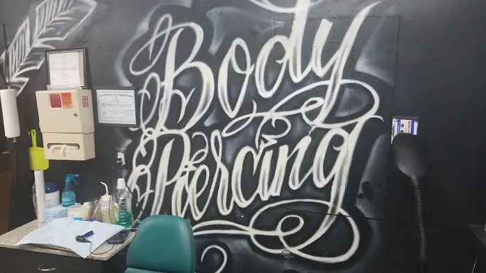 Bronx Finest Tattoo & Body Piercing 2