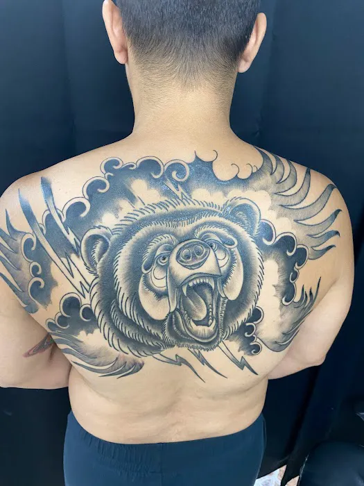 Double Edge Tattoo Parlor 8