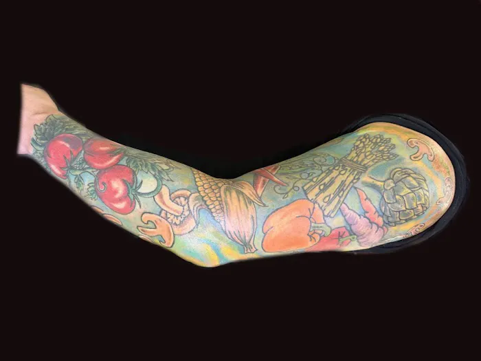 Good Vibrations Ink Tattoo and Body Piercing 3