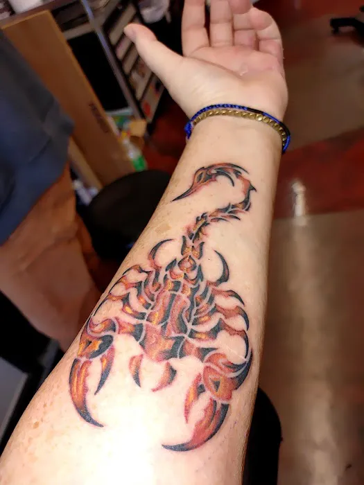 Atomic Tattoos and Piercing 3