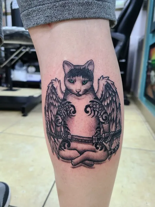 Dungeon Tattoos & Body Piercing 4
