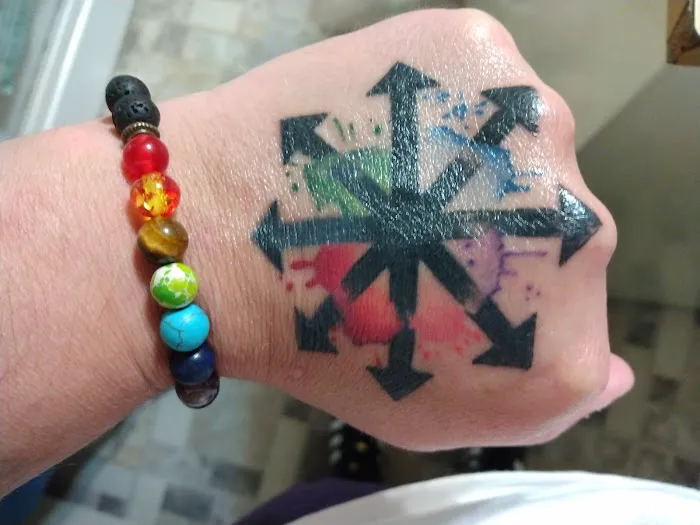 Miss Heidi's Tattoo and Tarot 5