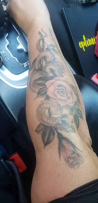 Classic Craft Tattoo Studio 1