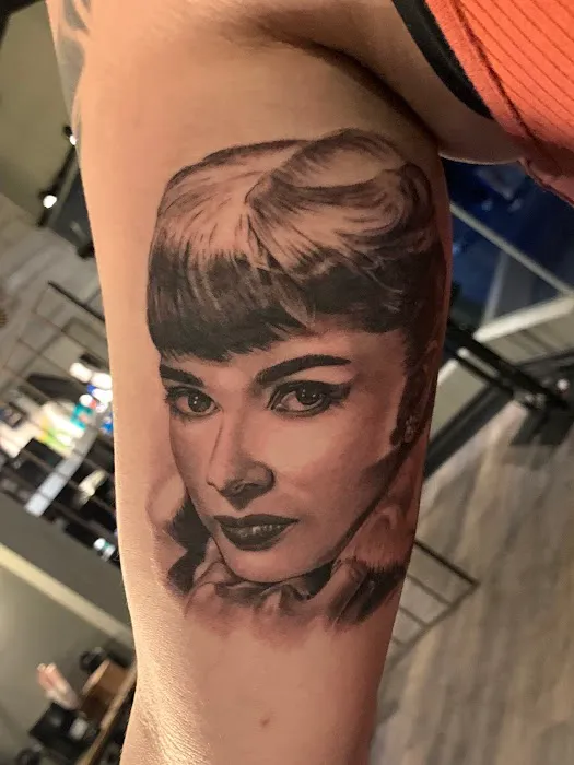 Tame The Beast Tattoo & Art Gallery 9