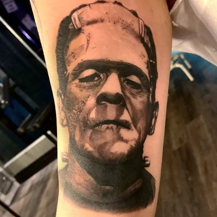 Tame The Beast Tattoo & Art Gallery 5