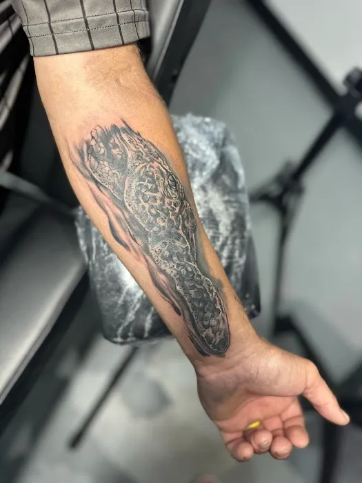 FLO-GROWN Tattoo 9