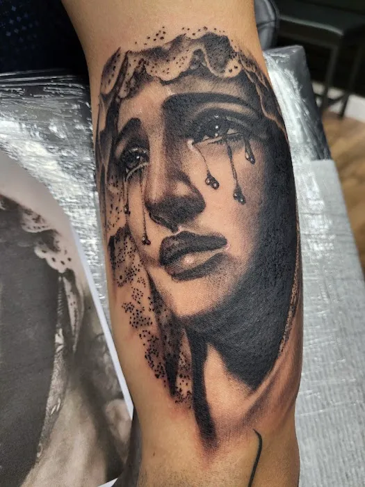 Yabu Ink Tattoo Studio 0