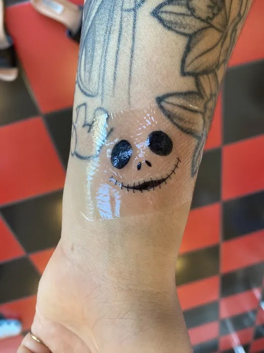 Rod Tattoo Artist 0