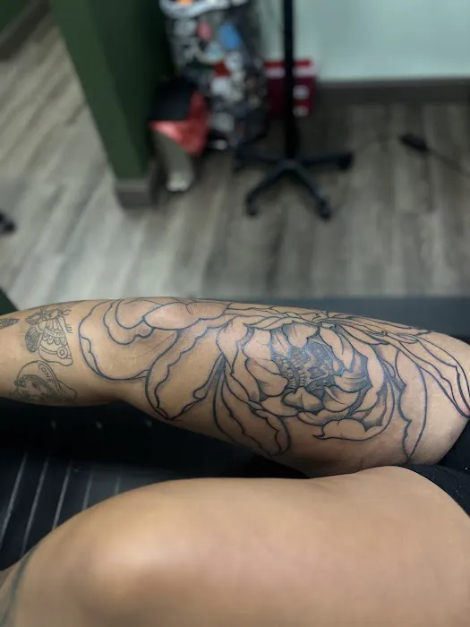 Body Language Custom Ink 0