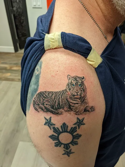 OG Tattoos & Gallery 0
