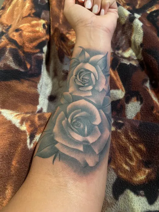 In Grey Tattoo Studio 4