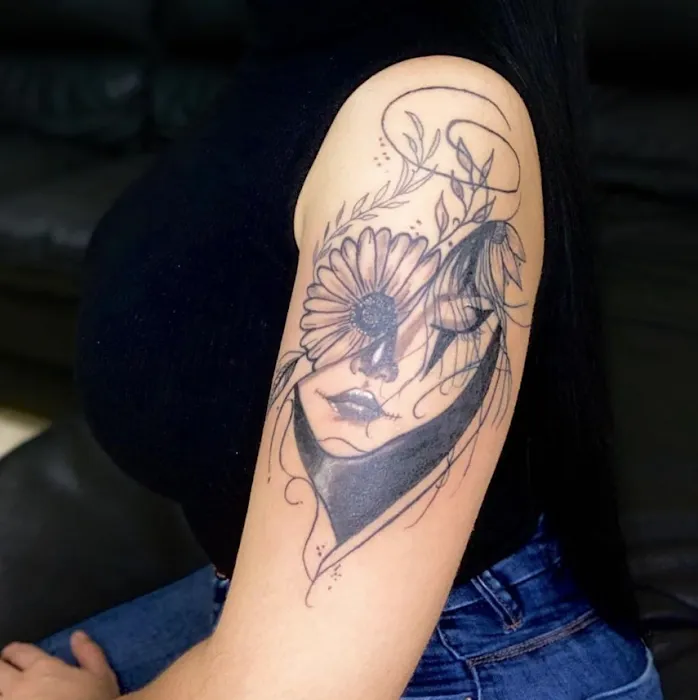 O-Town Tattoo Studio 9