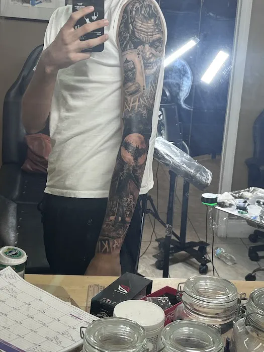 Ozz Tattoo’s 5