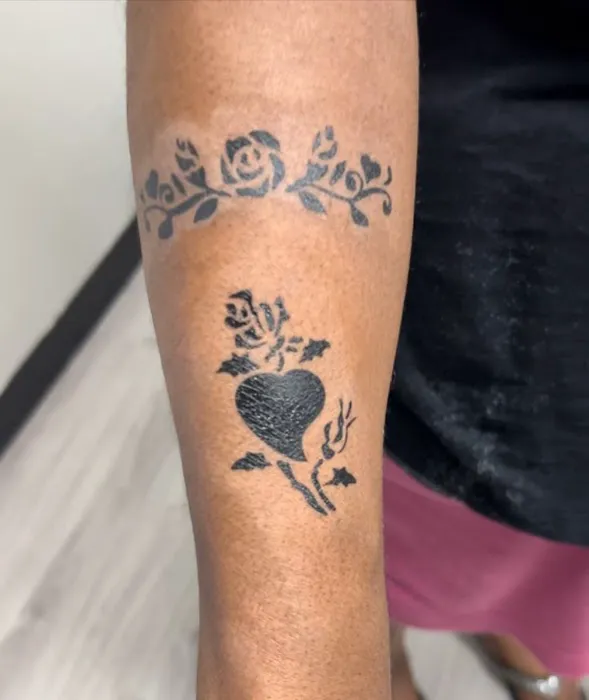 Egyptian Henna Tattoos, Hair Wraps & Airbrush Tattoos 3