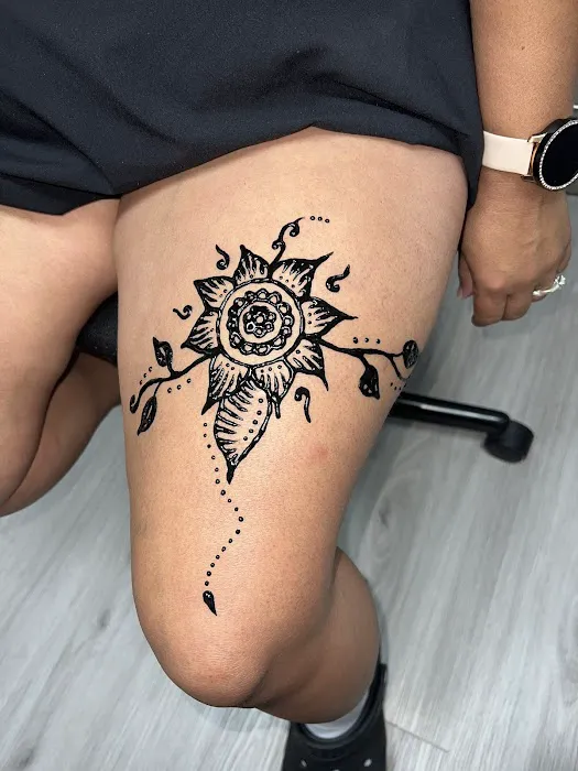 Egyptian Henna Tattoos, Hair Wraps & Airbrush Tattoos 4