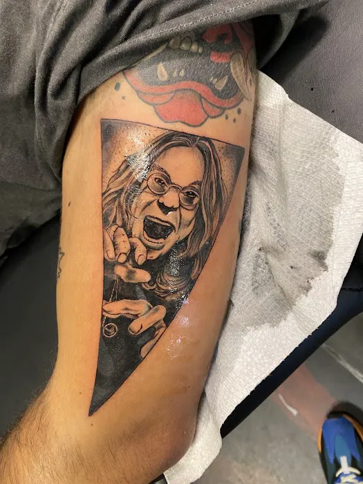 Empire Tattoo & Art Co. 4