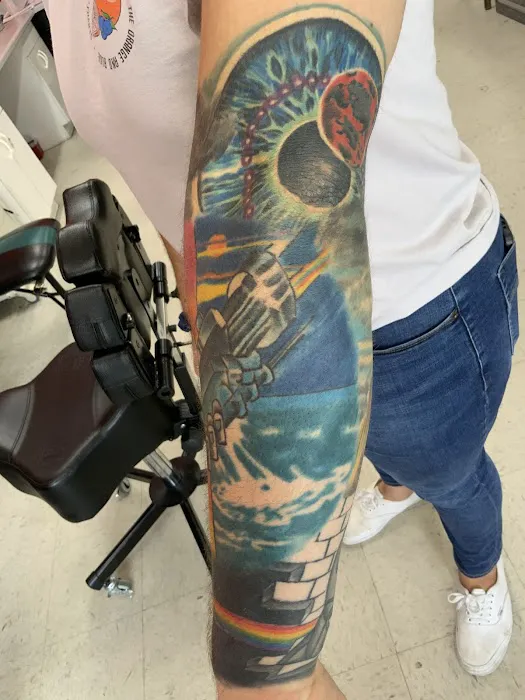 A.R.T. Armadillo Reds Tattoo Saint Cloud 4