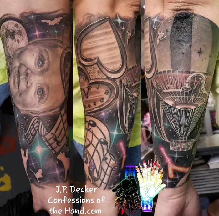 Confessions of the Hand Tattoo and Fine Art Gallery 7
