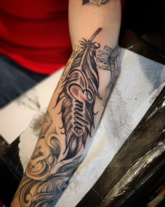 King Louies Tattoo Parlor 9
