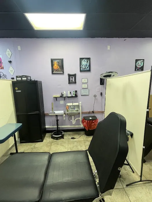Unfiltered Tattoo Studio 4