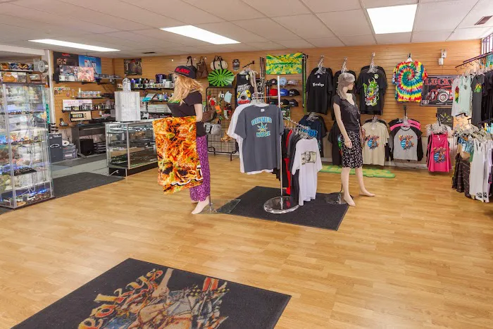 Freaky's Smoke Shop & Tattoo VI Academy 6