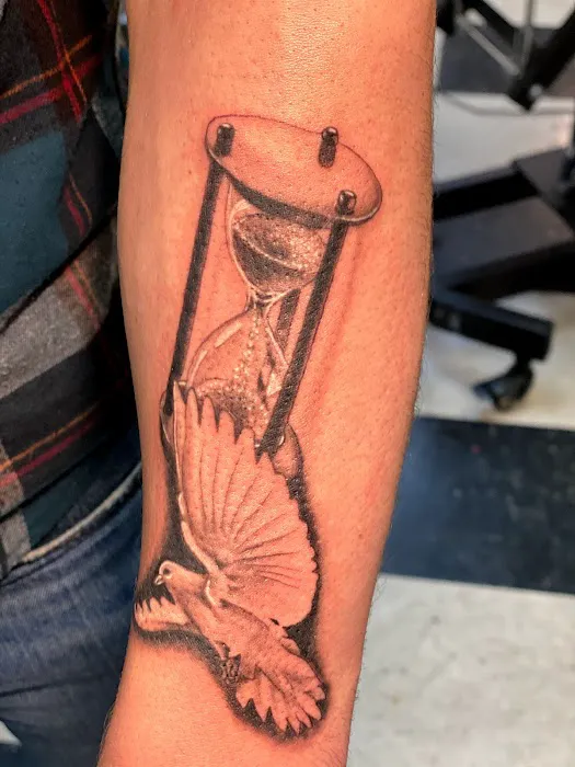 Infamous Ink Tattoo Parlor 7