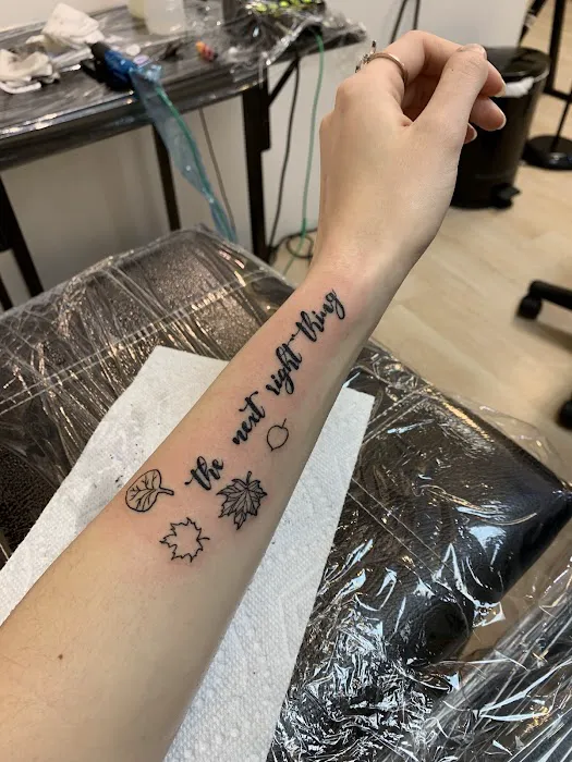 White Rabbit Tattoo 2