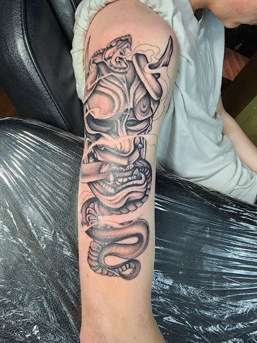 High Society Tattoo Studio 4
