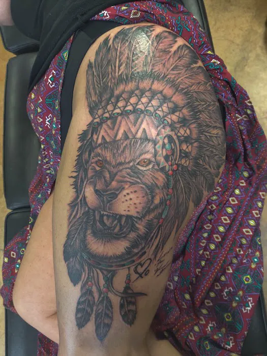 Hot Rod Tattoos and Body Piercing 8