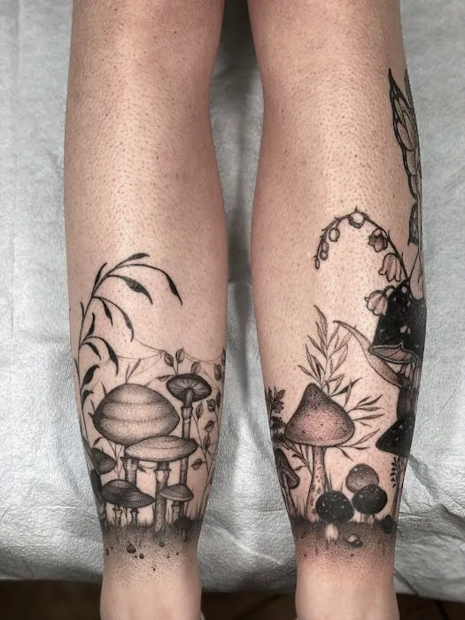 Holy Mountain Vintage & Tattoo 6
