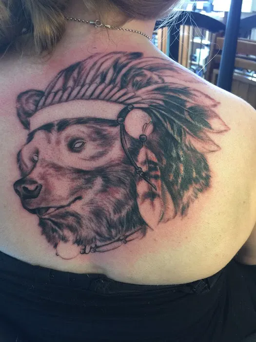 Steadfast Tattoo Studio 4