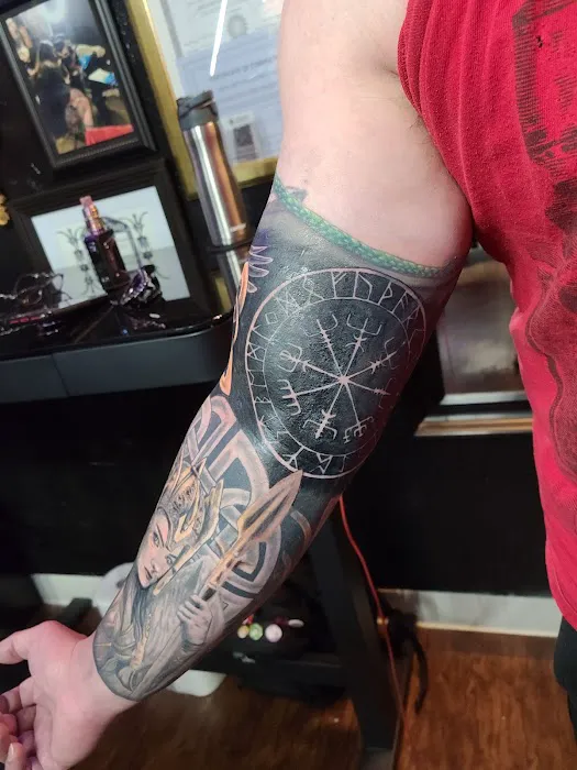 The Holey Grail Tattooing And Exquisite Body Piercing 1