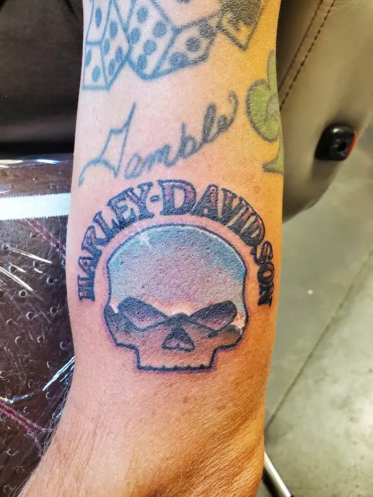 Mutiny Tattoo Co. LLC 5