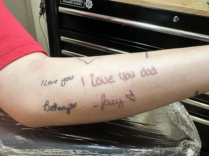 Brickhouse Tattoo Studio of Heber Springs 5