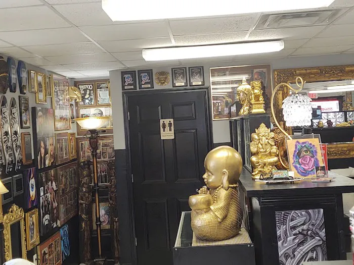 Golden Lotus Tattoo Studio 2